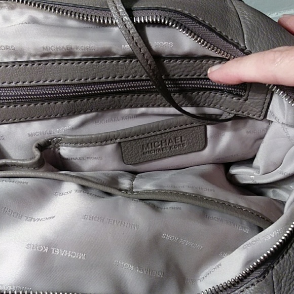 Michael Kors hobo bag - Picture 8 of 8